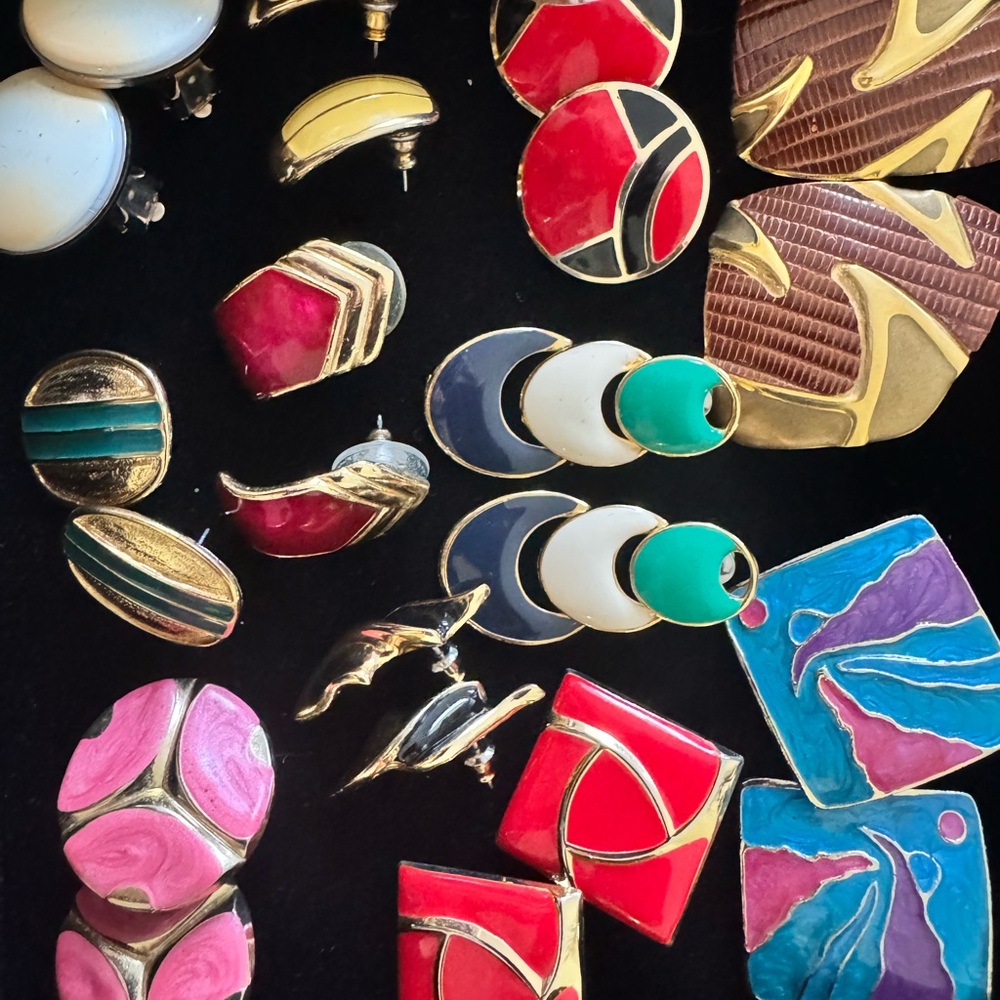 Elegant Gold and Red Women's Earrings